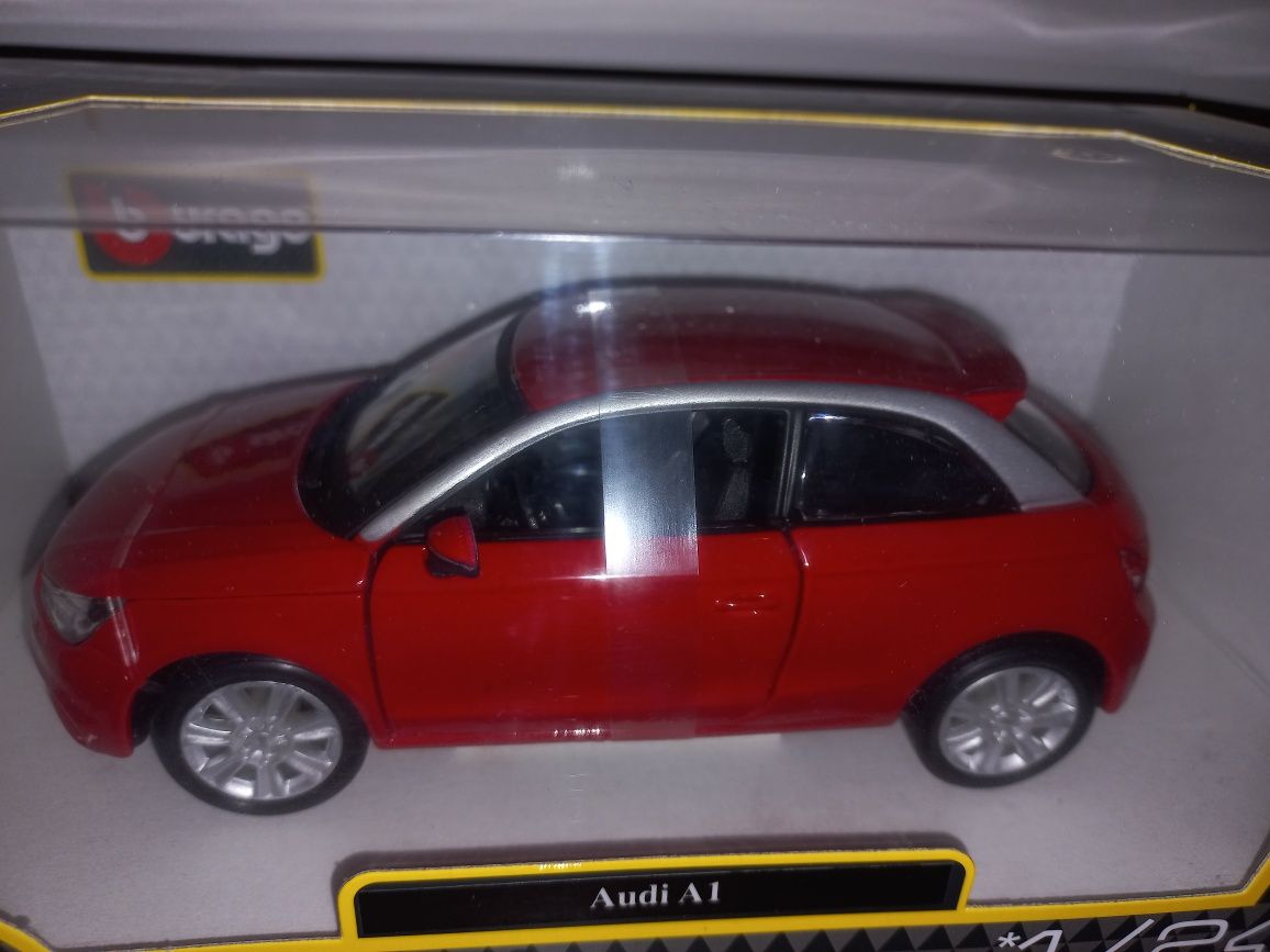 Bburago Audi A1 czerwone, skala 1:24