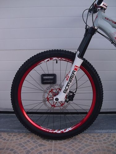 Specialized Big Hit 3 (aceito bitcoin)