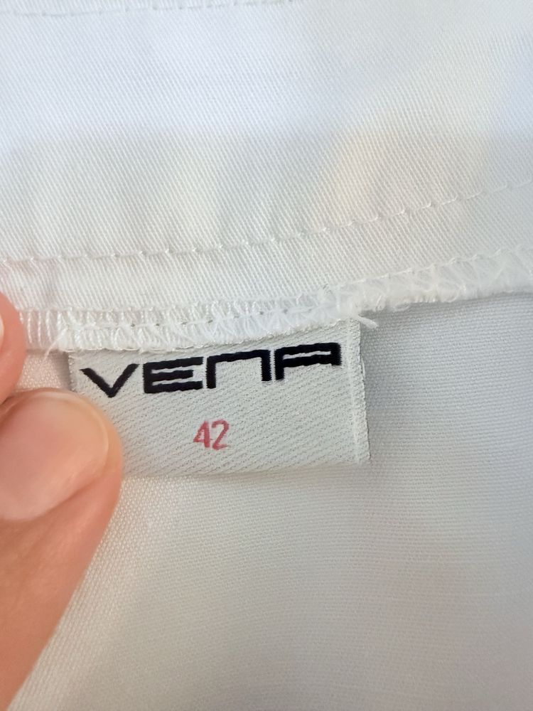 Fartuch kosmetyczny biały Vena 42