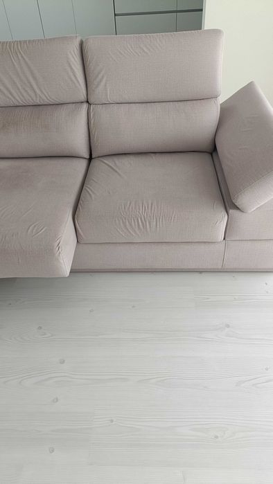 Sofá de 3 lugares com chaise longue