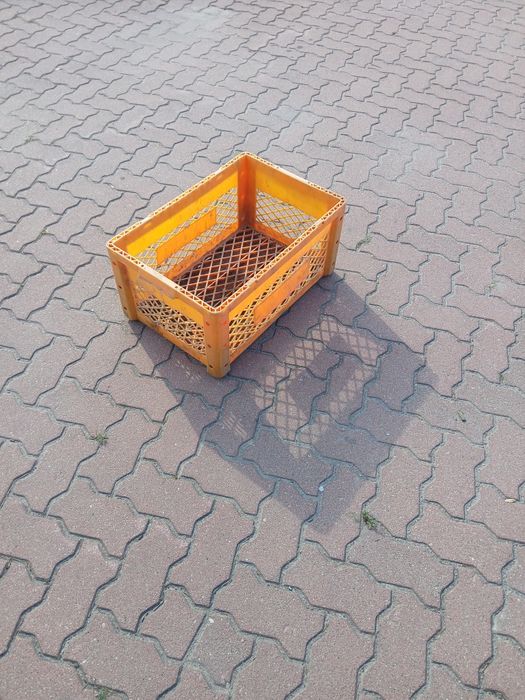skrzynki plastikowe 25 kg wym 60x40x28