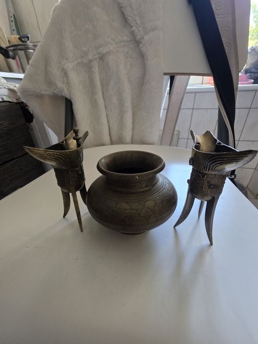 2 świeczniki i wazonik