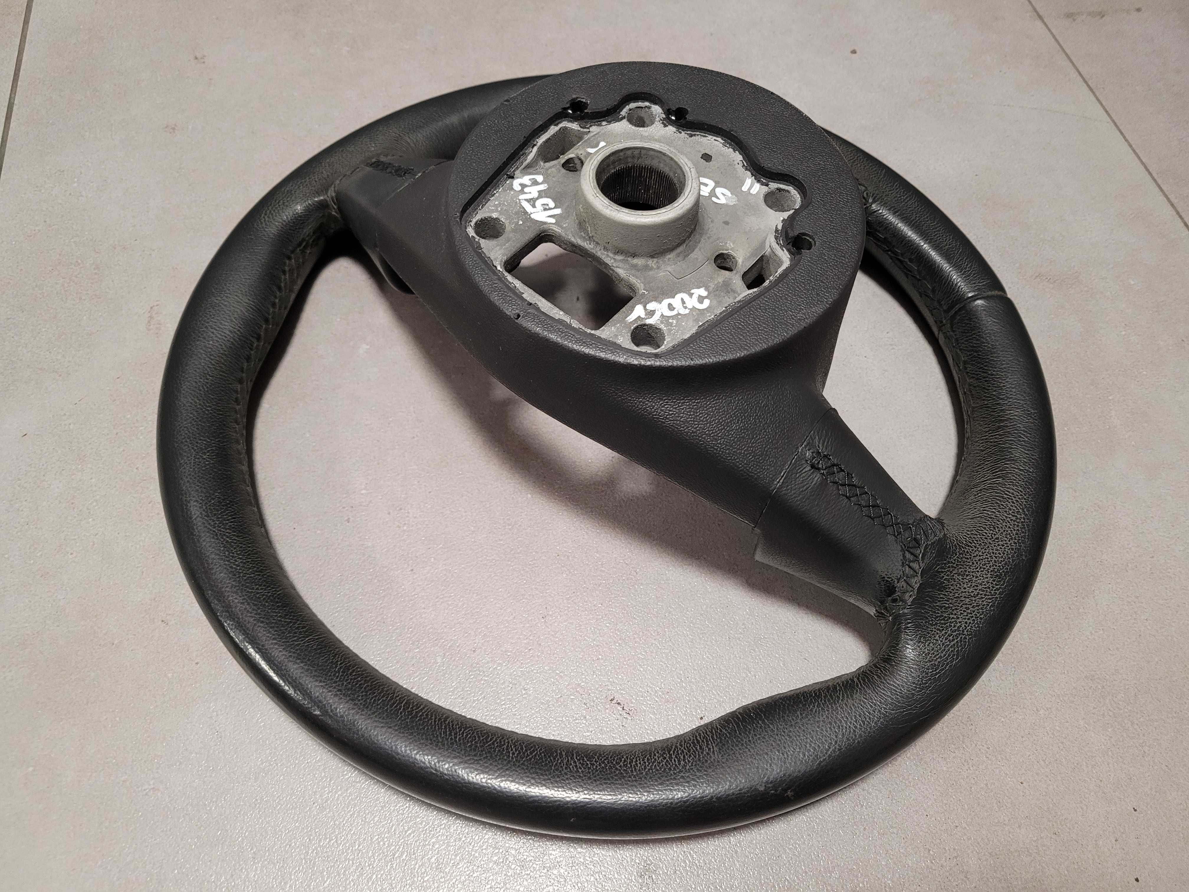 Kierownica skórzana Seat Leon II 2006r 5P0.419.091A