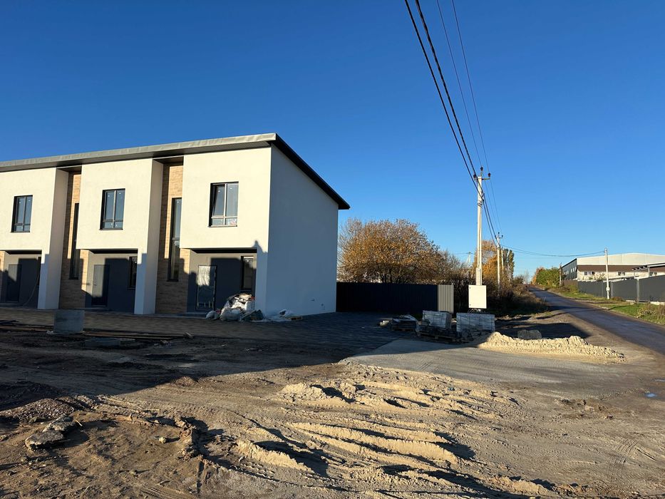 Мріяли про власний будинок поруч із Києвом? Це ваш шанс!