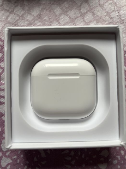 Airpods 4 ANC idealnie jak nowe