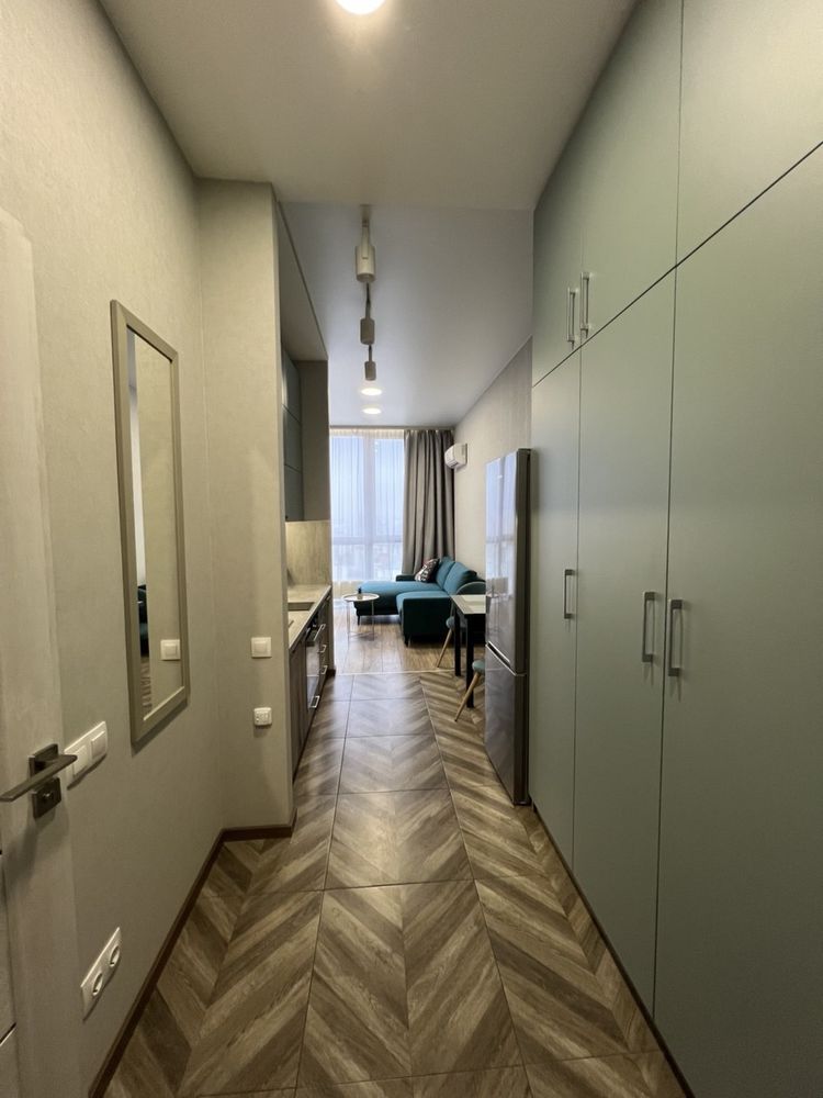 Продам 1 к квартиру, ЖК Метрополія, метро 3 хв, генератор