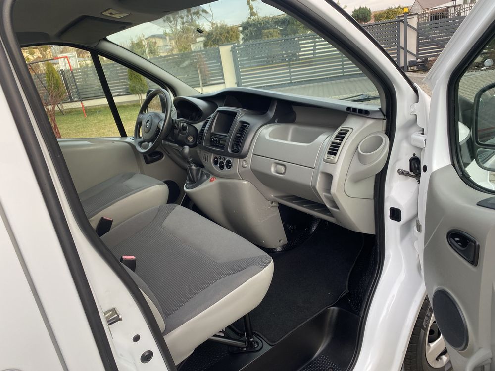 Opel Vivaro 2.0 CDTI * 190 tyś przebieg*serwis*Long L2H2*Jak nowy