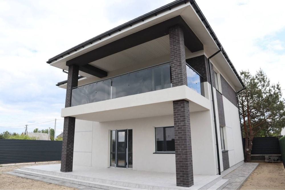 Двоповерховий будинок в Дмитрівці, район Куба