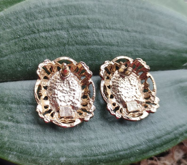 Сережки - пусети