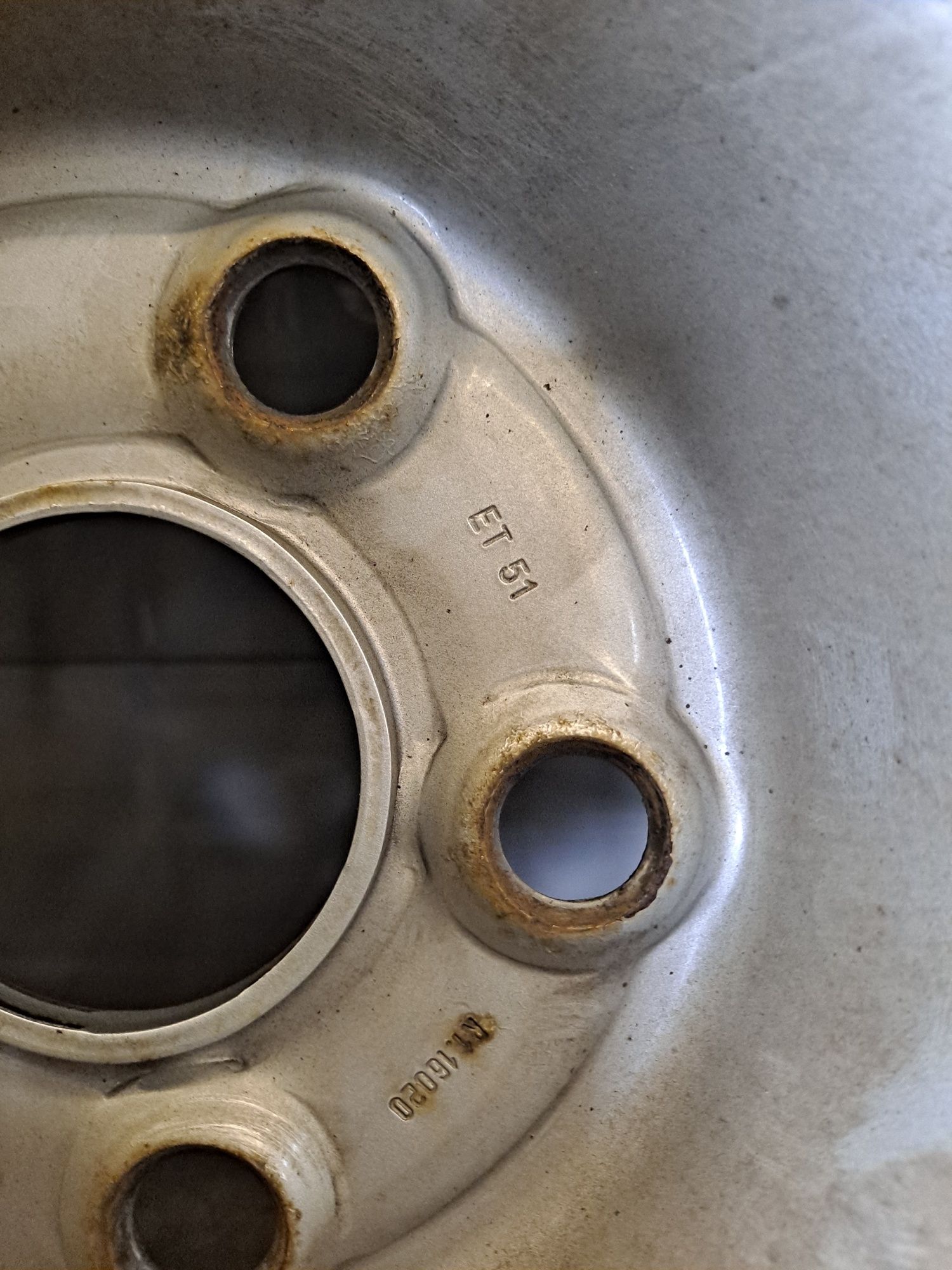 Felgi z oponami vw t5 205/65/16c dot19 5x120
