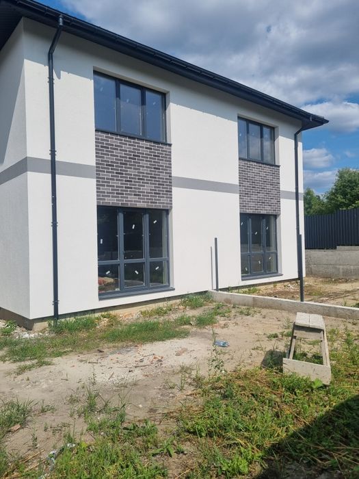 Продаж котедж Рудне готовий біля  Лісу поруч магазини та зупинка