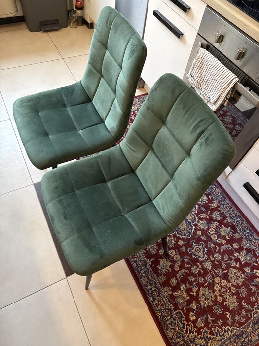 Komplet 4 krzeseł - welurowe obicie