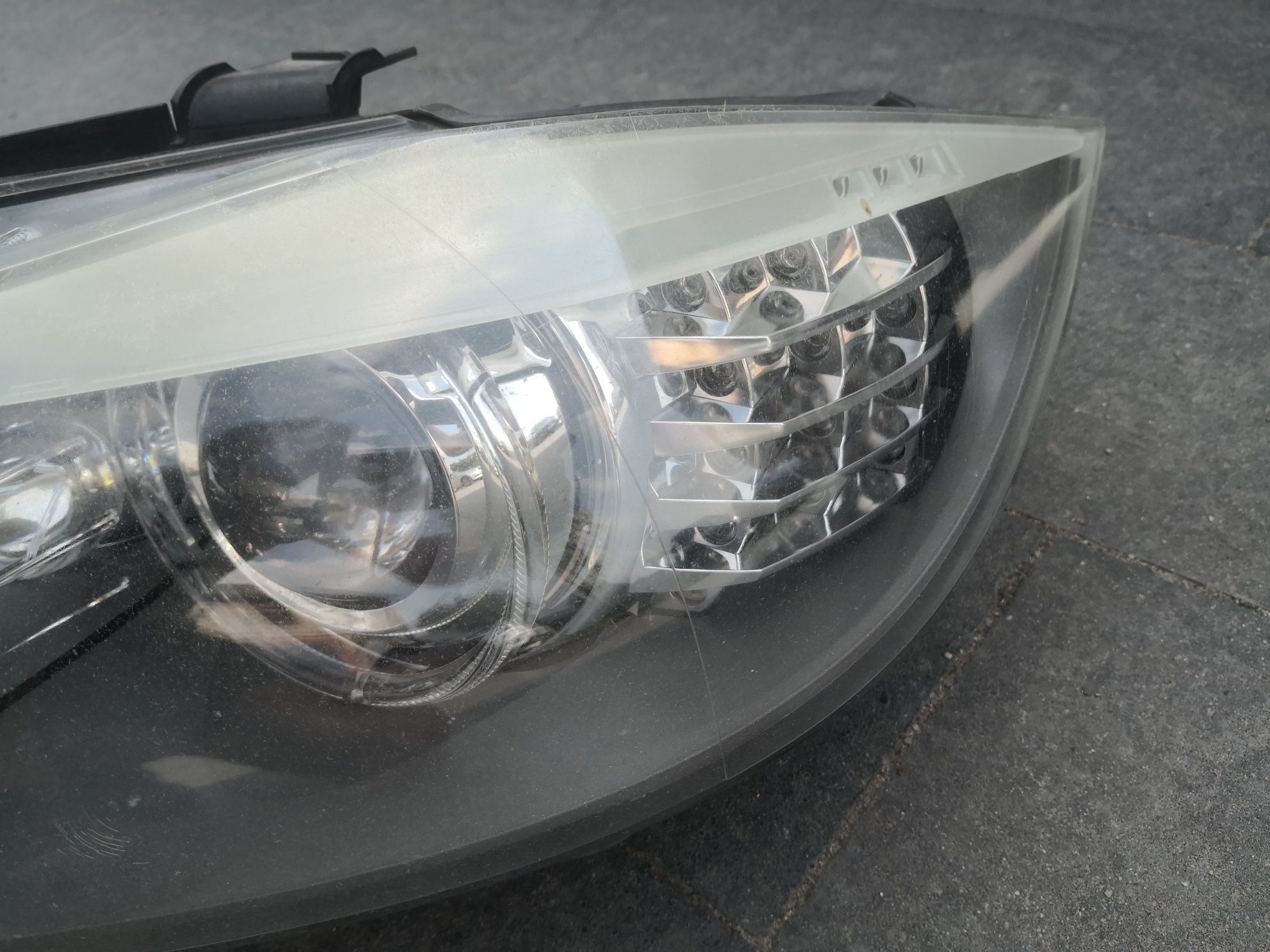 Reflektor lewy przedni BMW e90 e91 lift led xenon lampa lewa Europa