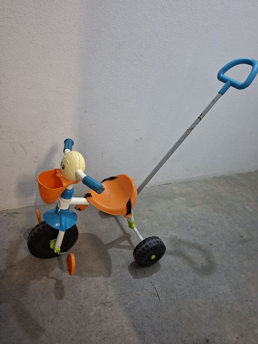Triciclo de criança