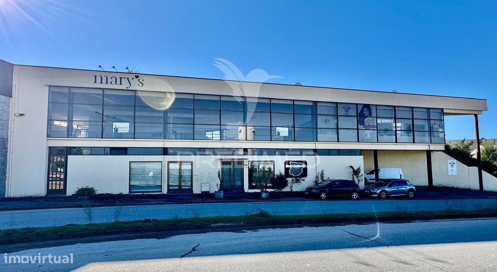 Pavilhão Industrial em PONTE  - Guimarães