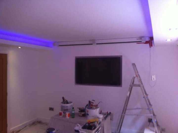 Malowanie,,tapetowanie sztukateria,,remonty,prace wykonczeniowe,gladż