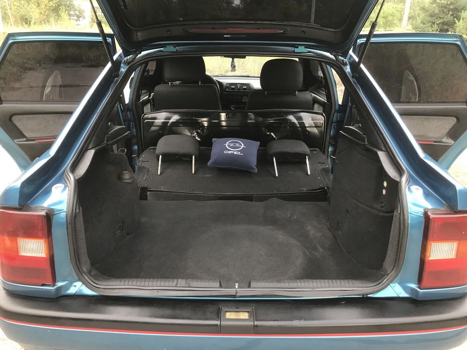 Продам Opel Vectra A 2.0 GT