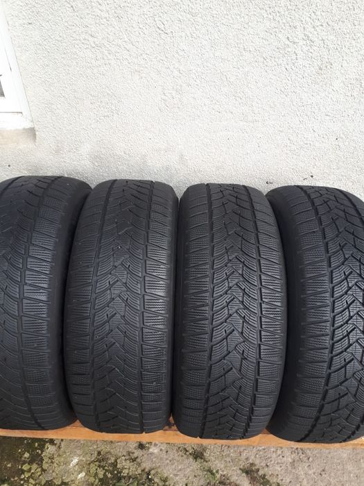 Зимові шини 235/55 R19 Dunlop winter sport 5 suv