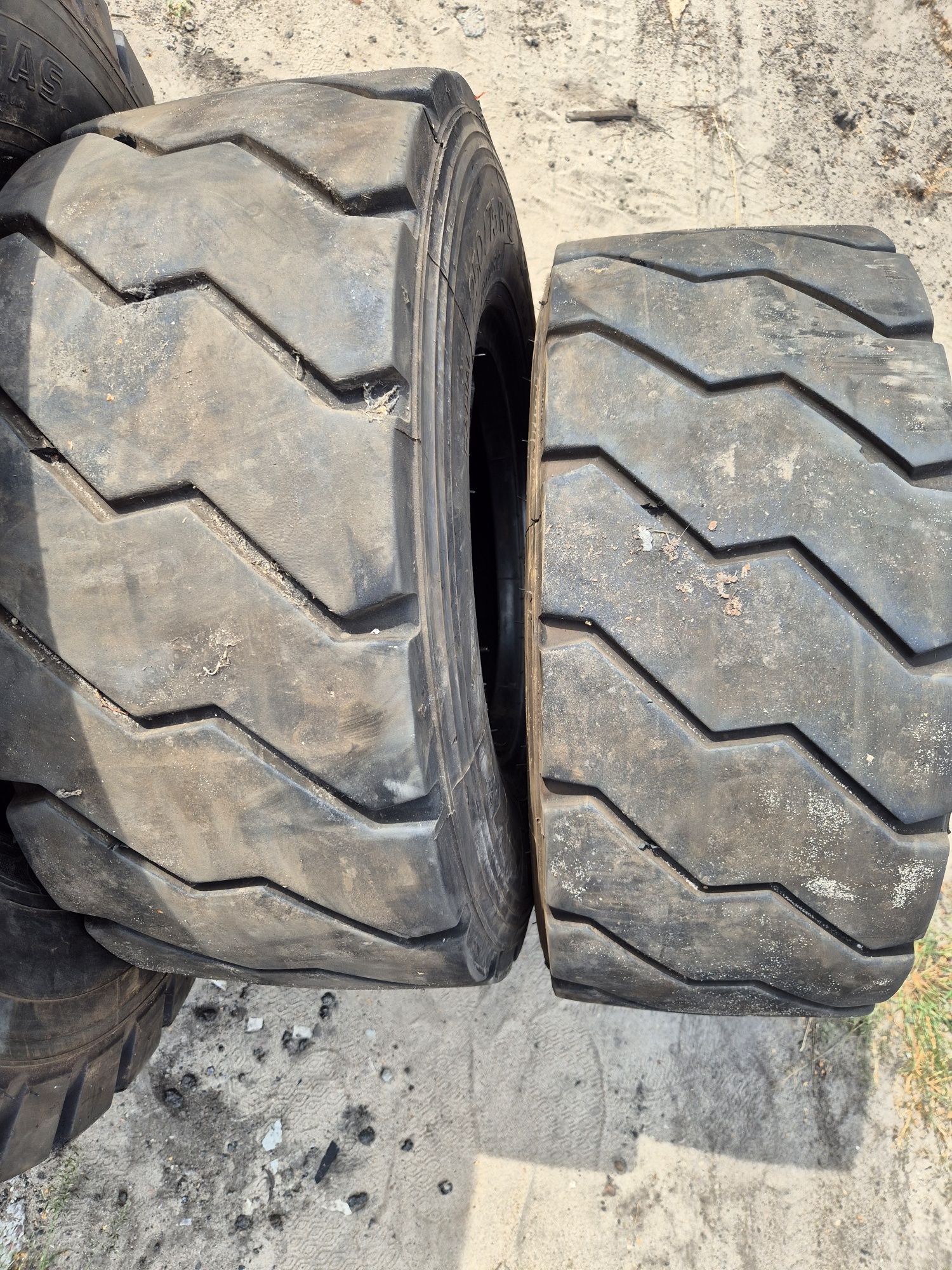 Opony 250/75r12  27x10r12