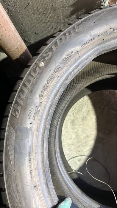 Комплект зимової гуми 275/45/20 Bridgestone