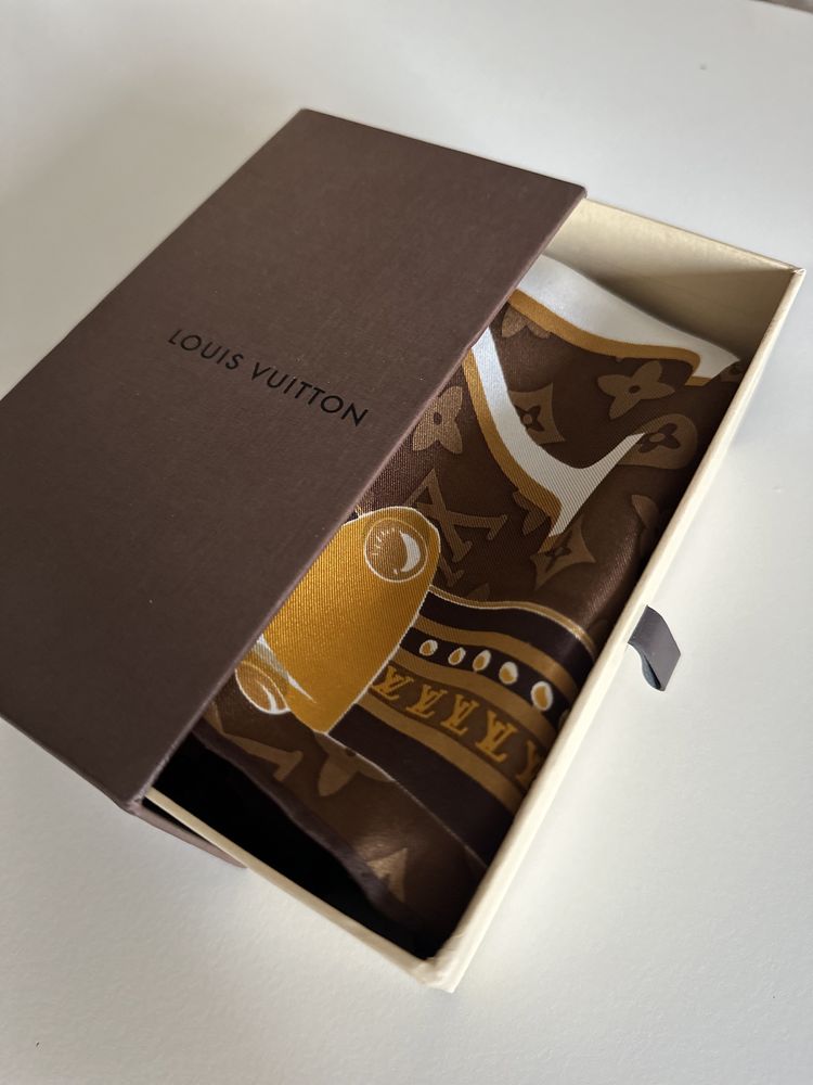 Лімітована шовкова хустка Louis Vuitton, оригінал