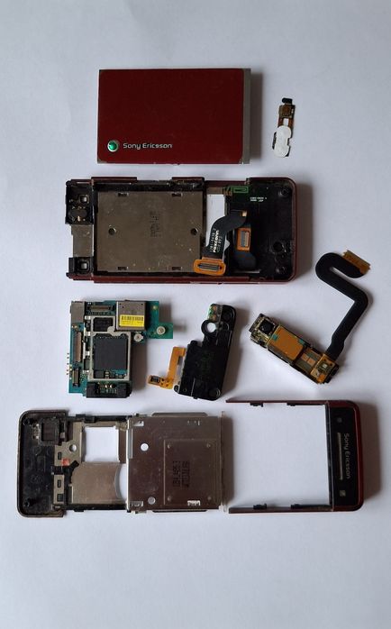 Продаю Sony Ericsson