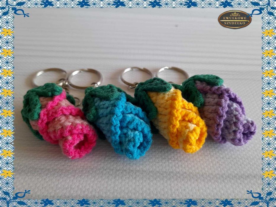 Wisienki wykonane na szydełku - breloczek / brelok / zawieszka.