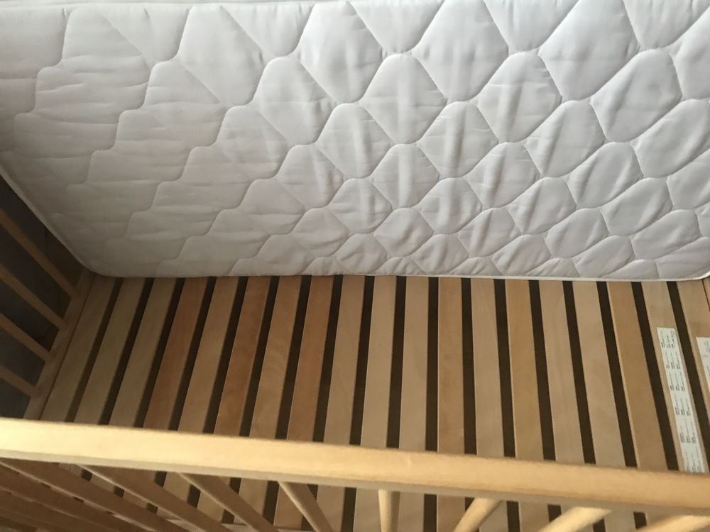 Łóżko dziecięce IKEA + materac , buk 120x60