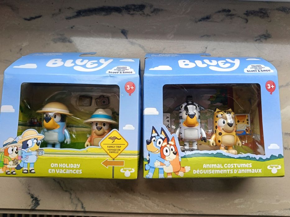 Pies piesek Bluey Bingo zwierzęta na wakacjach kostium figurki figurka