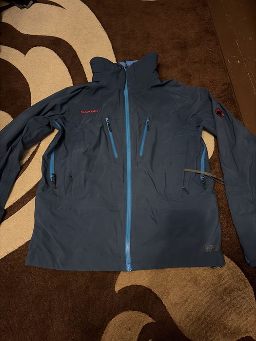 Курточка  лижня мамут на горе текс