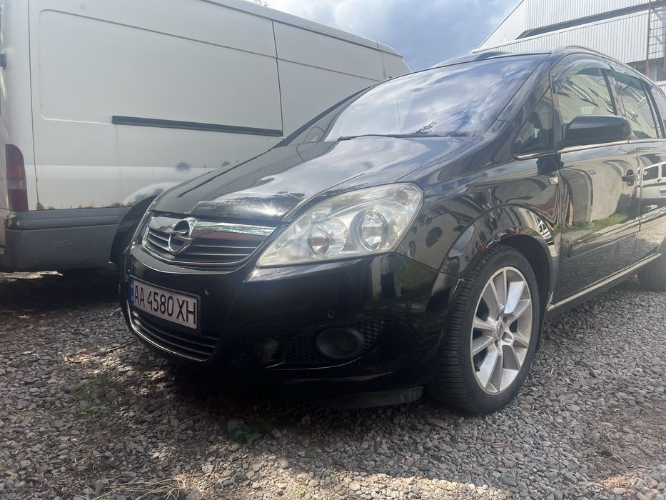 Opel zafira продам