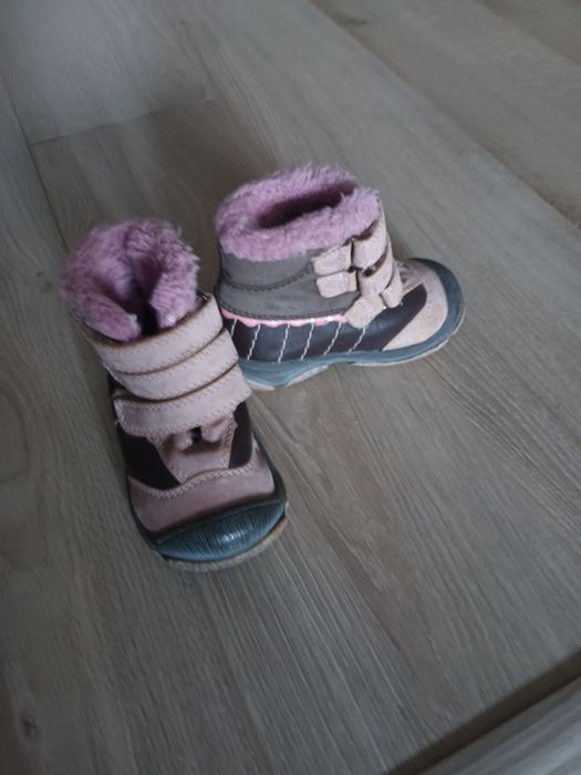Buty zimowe, śniegowce 20
