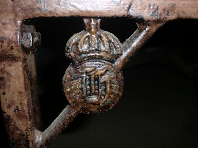 Maquina de costura HUSQVARNA