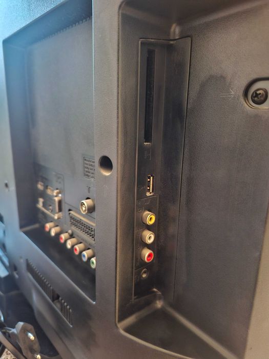 Telewizor Sony KDL-32BX420 + Xiaomi Mi TV Stick