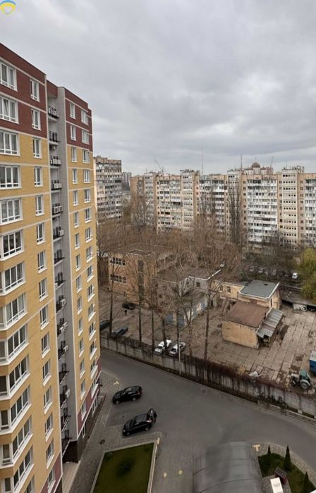 Продам 2-х комнатную квартиру в элитном новом доме с ремонтом