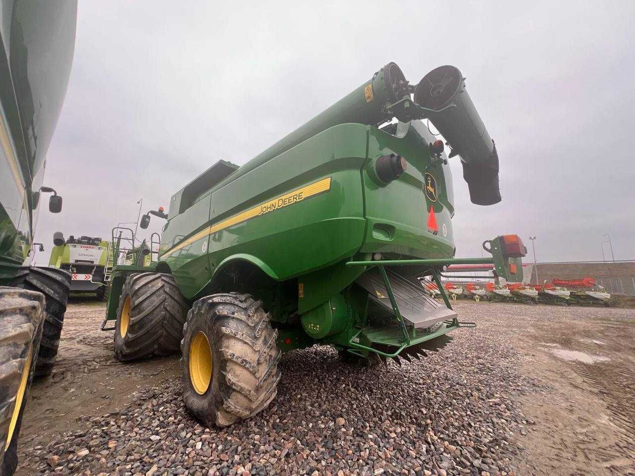 Зернозбиральний комбайн John Deere S680i 2012 рік