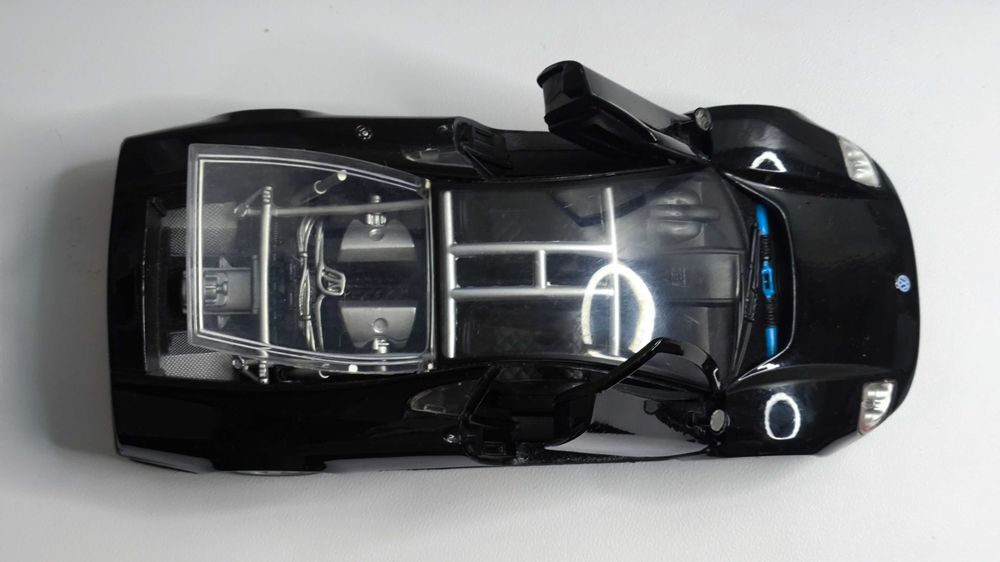 Модель, машинка Volkswagen Nardo W12 Show Car 1.24 Motormax