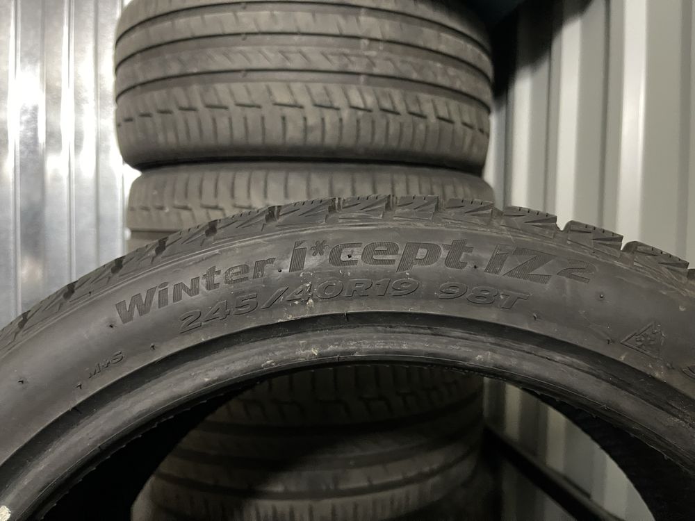 Шини Hankook Winter Icept iz2 245/40 r19