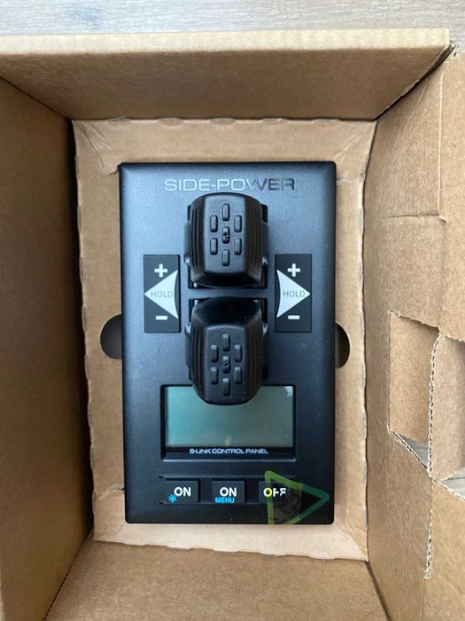 Panel z dwoma joystickami dla serii PRO Sleipner