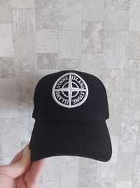 Фирменная бейсболка, кепка Stone Island