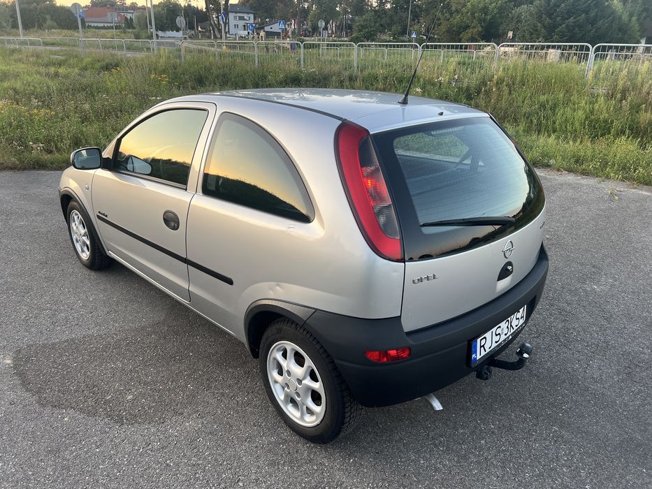 Opel Corsa 1.0 (łańcuch) 198 tys/2001r/alu/klima/elektryka/zdrowa