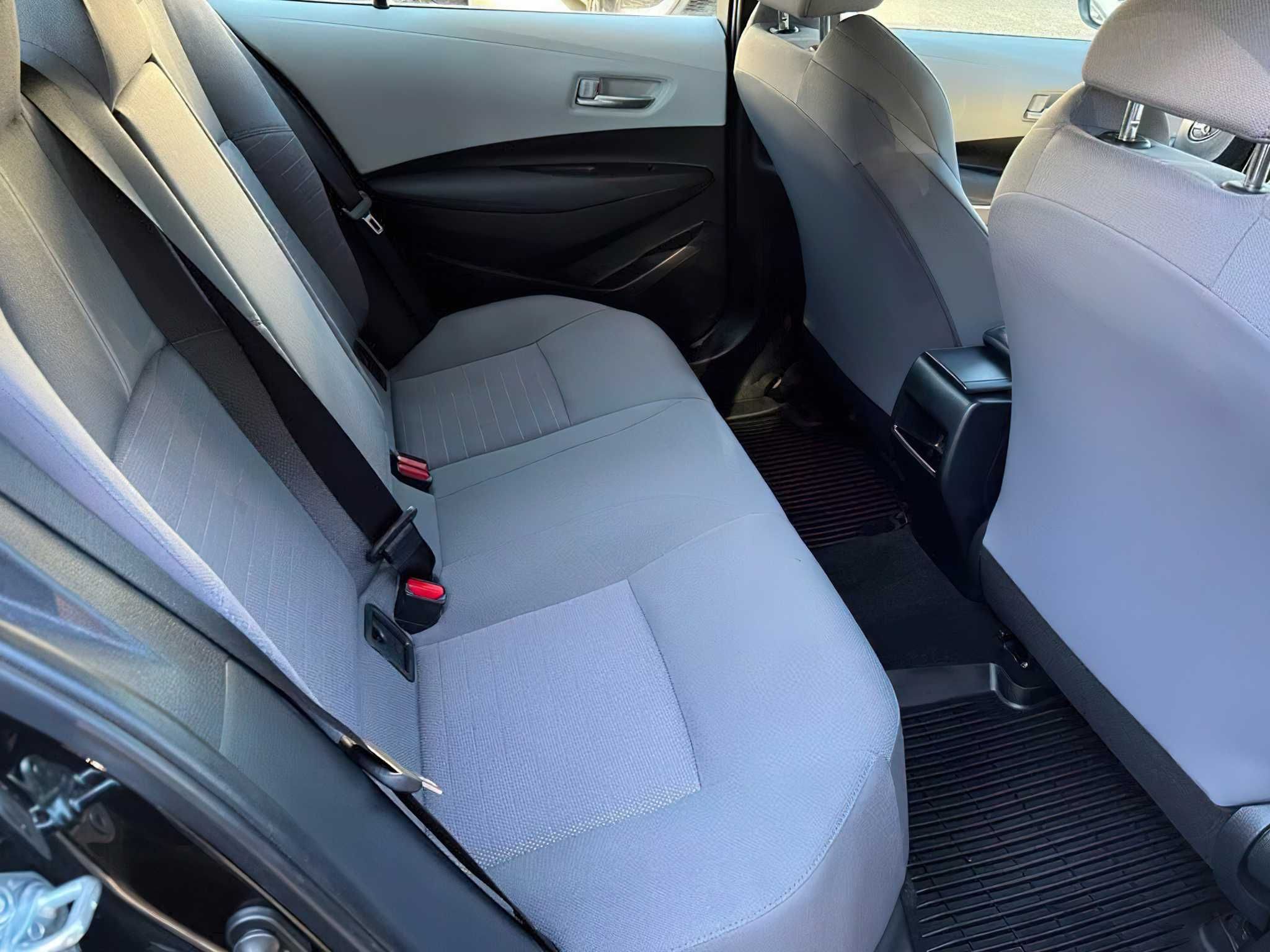 Toyota Corolla LE 2022