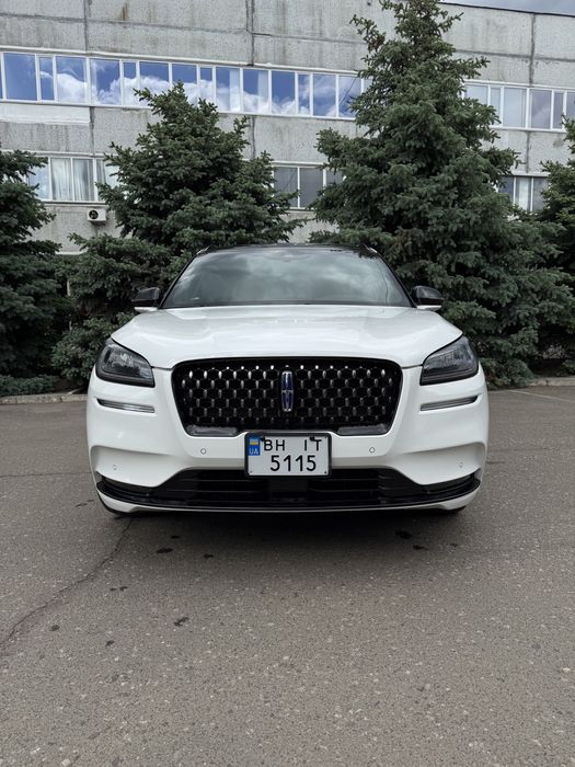 Продам Lincoln Corsair plugin hybrid 2021 awd