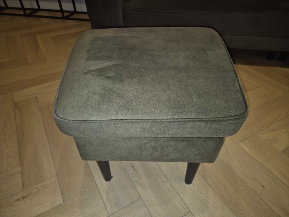 Sofa Totti oliwkowa + 2 szt. Pufa