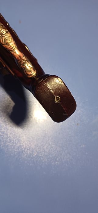 Запальничка у виді пістолета