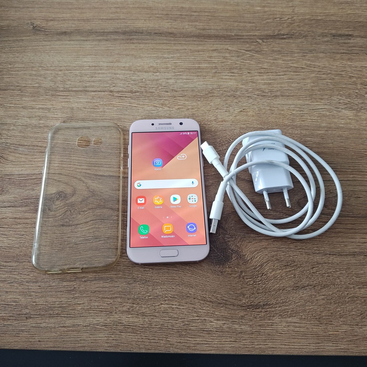 Samsung A5 2017 w dobrym stanie różowy