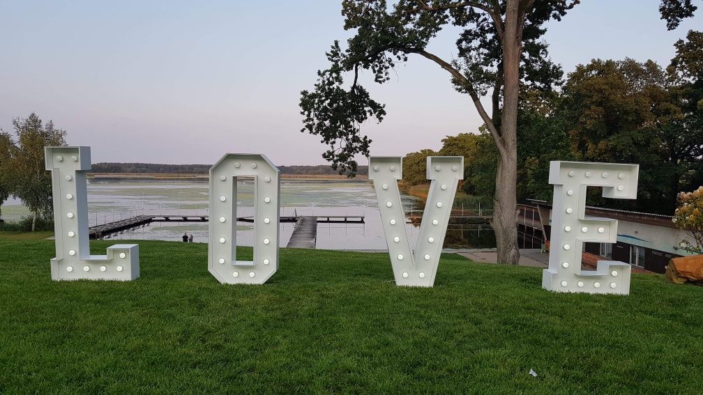 Fotobudka  Napis LOVE zjeżdżalnia Dmuchana zamek  BUS 9 dmuchaniec