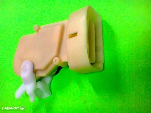 pistola fecho porta toyota (nova)