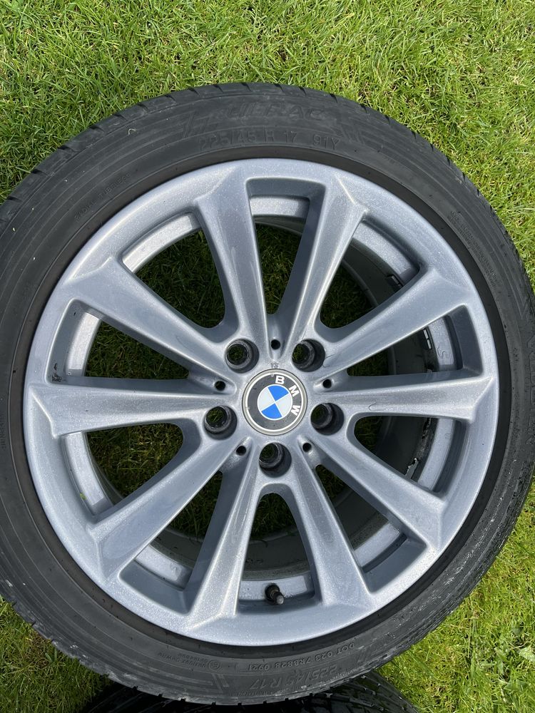 Felgi BMW Styling 5x120 R17 z oponami letnimi