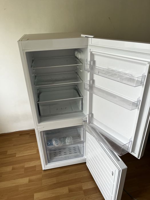 Lodowka Amica FK1815.4U